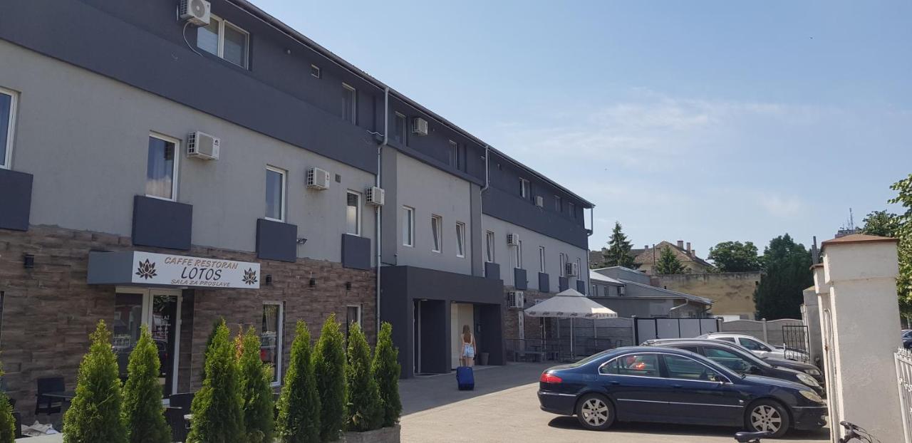 Hotel Dnd-X Pančevo Zewnętrze zdjęcie