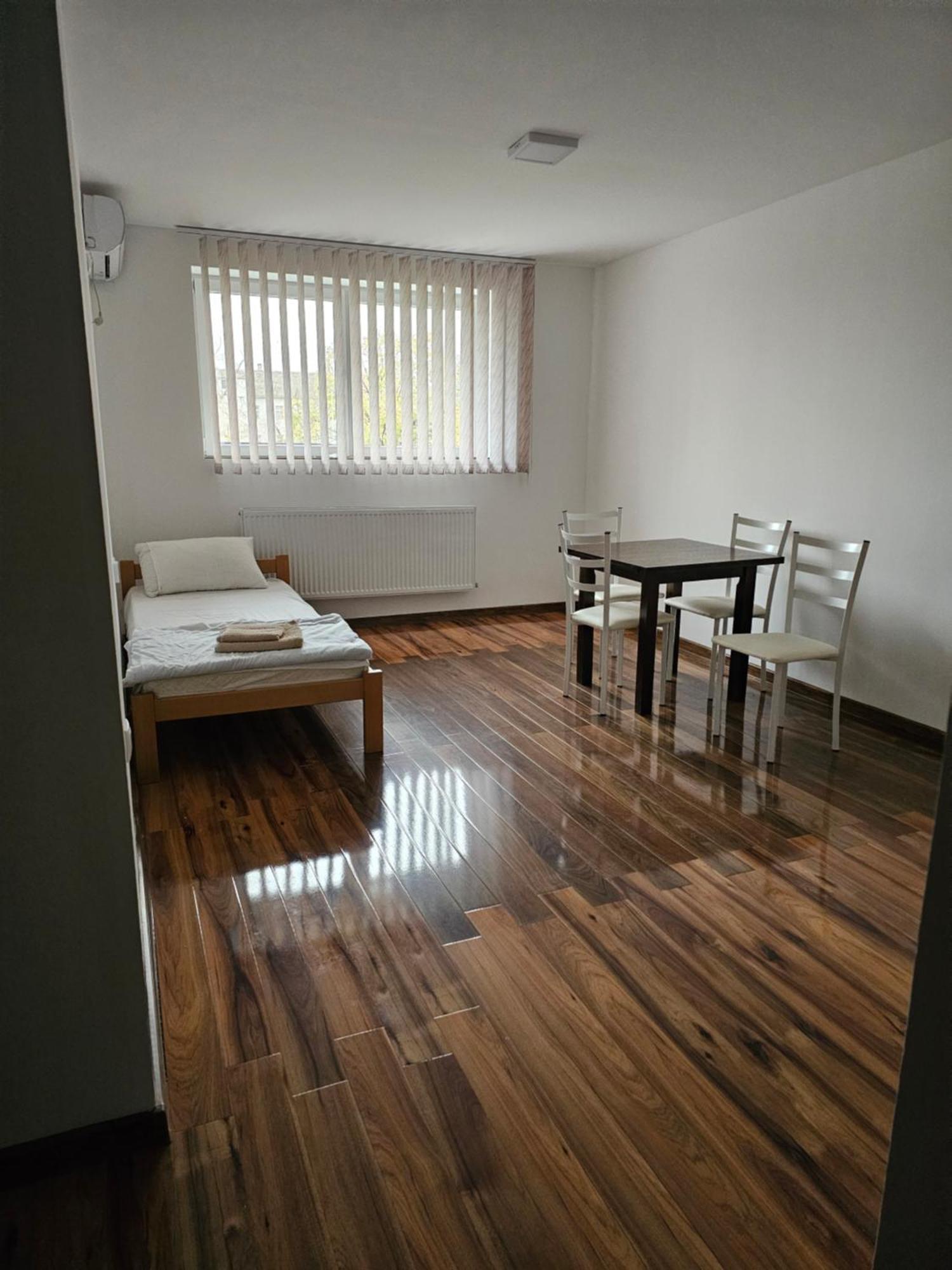 Hotel Dnd-X Pančevo Zewnętrze zdjęcie