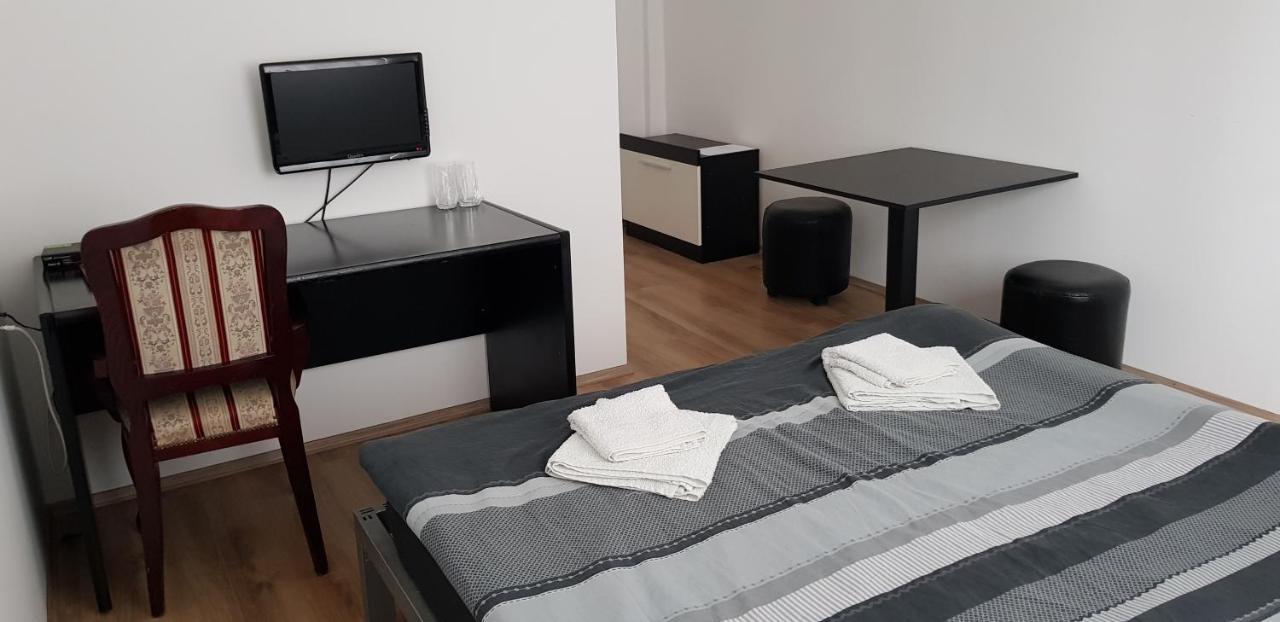 Hotel Dnd-X Pančevo Zewnętrze zdjęcie